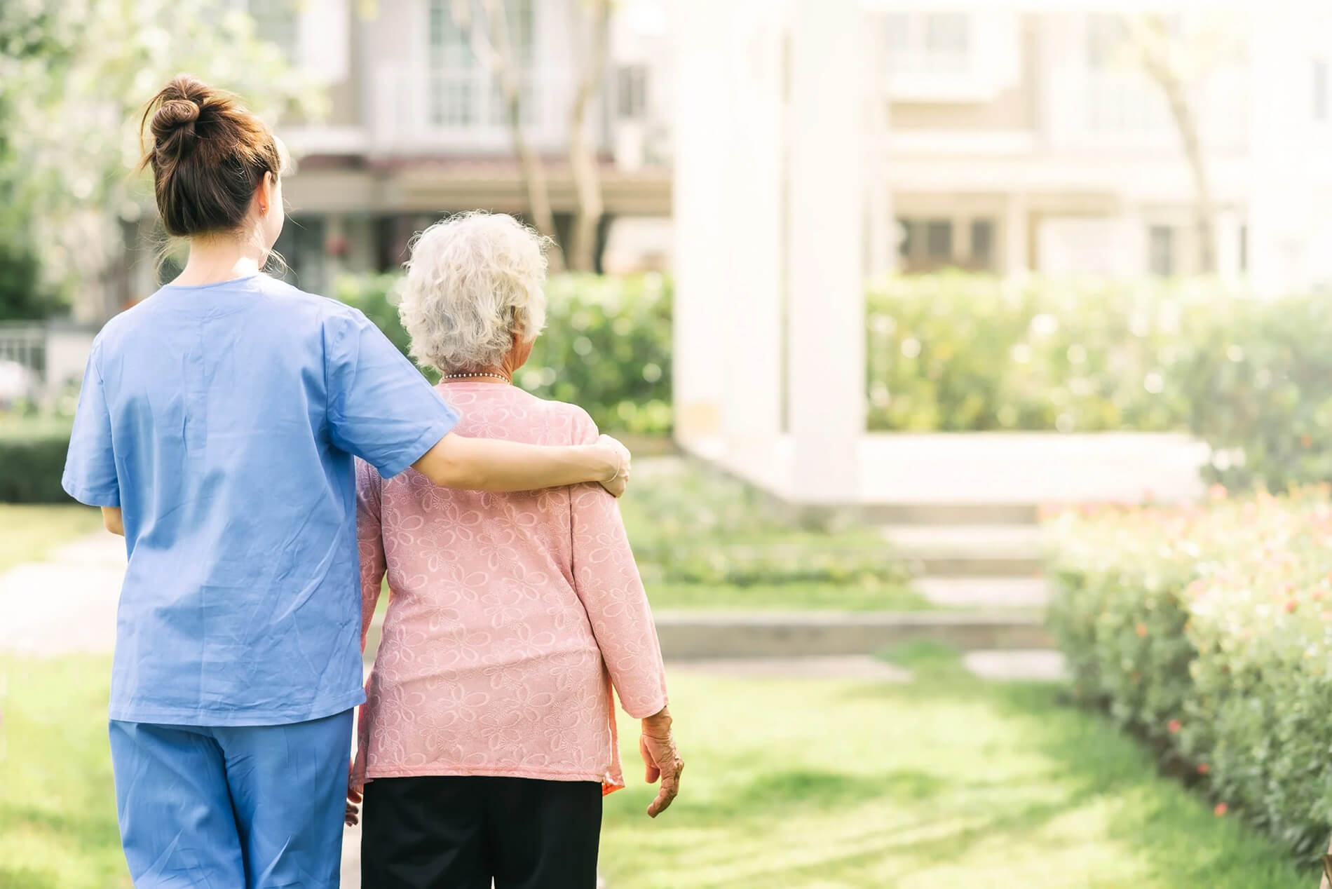 Pflegekräfte: Unverzichtbare Helden im Seniorenleben